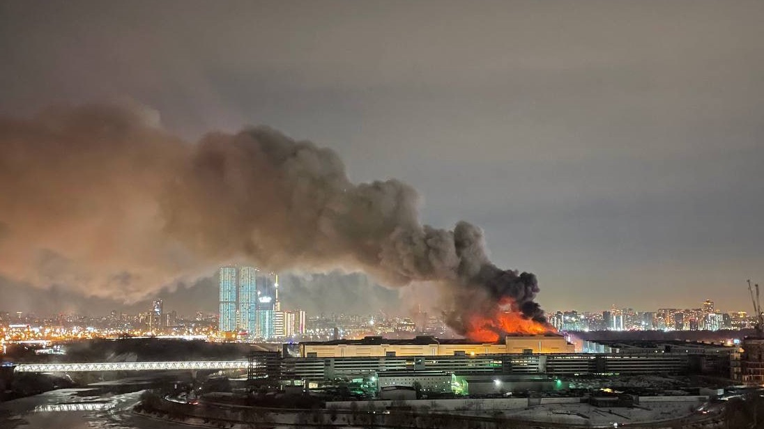 Moskova'da konser  salonuna saldırı: Zanlılar mahkemeye çıkarıldı